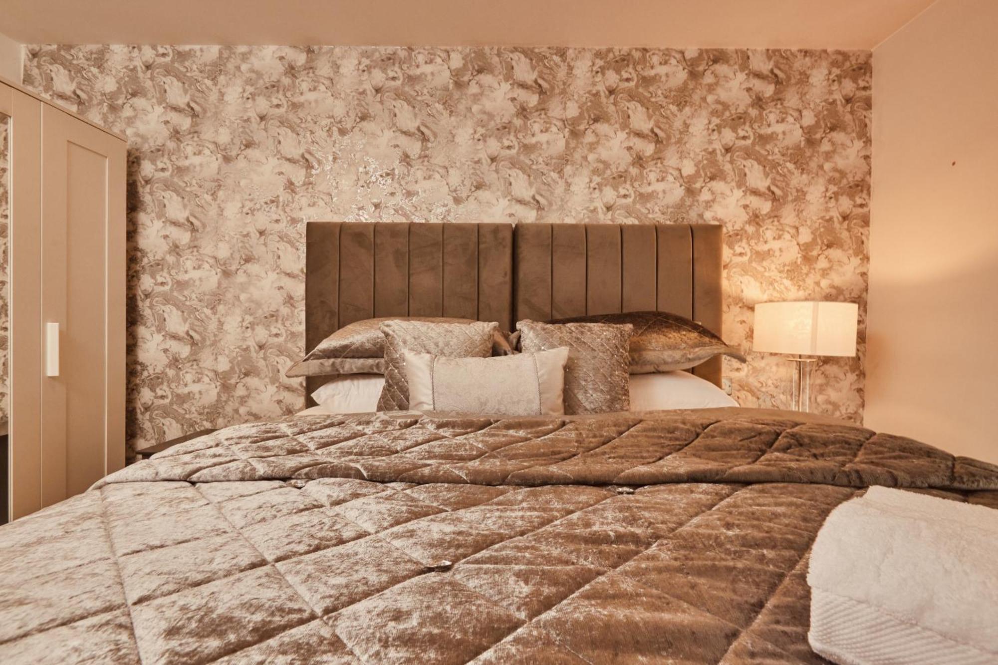 Central Leeds Dock Apt, Free Secure Parking! 2 Bed Екстериор снимка