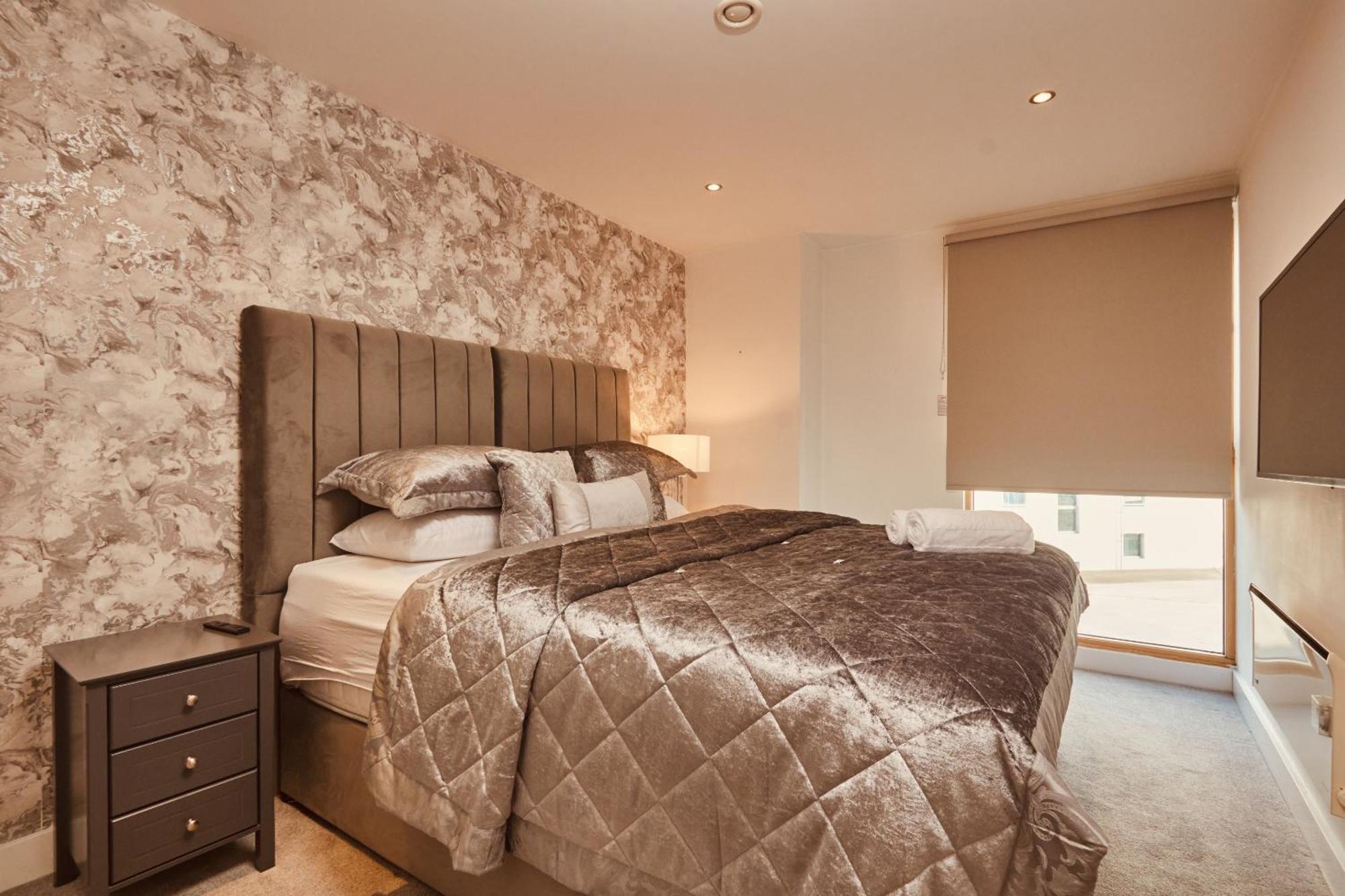 Central Leeds Dock Apt, Free Secure Parking! 2 Bed Екстериор снимка